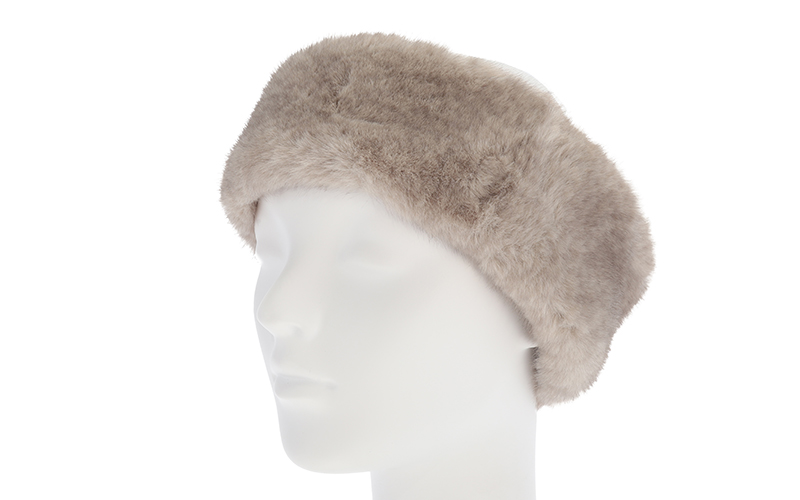 Haarband Steyr taupe grey dot in use
