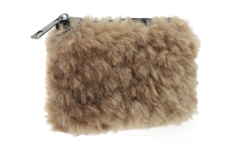 Portemonnee Asiago taupe in use