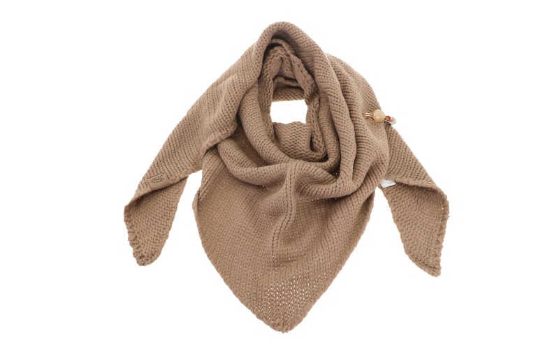 Taupe Spindel Sjaal in gebruik
