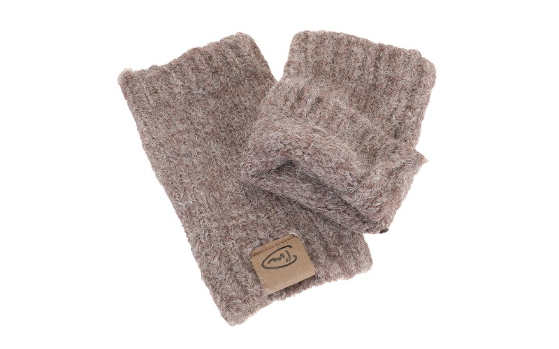 Dark Taupe Dole Handschoenen in gebruik
