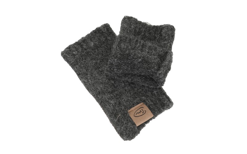 Anthracite Dole Fingerless Gloves in use