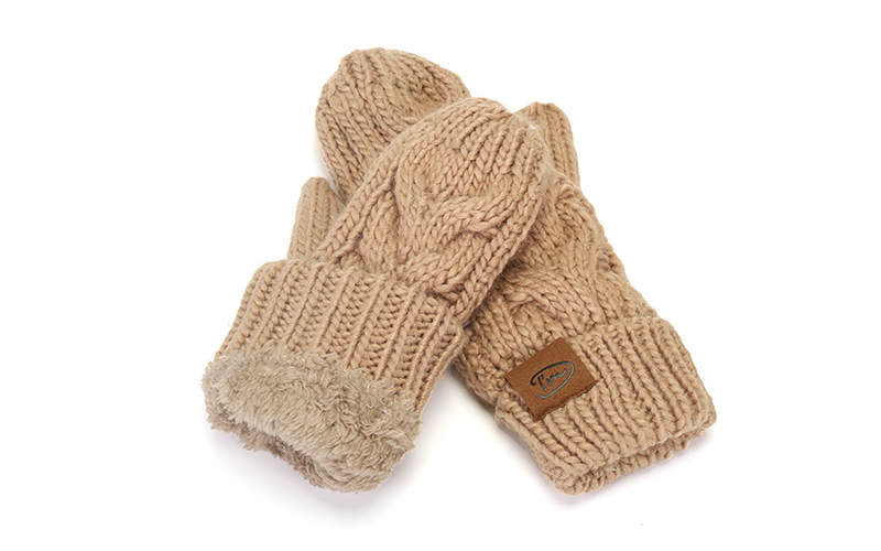 Moufles d'hiver Classic Camel Jungfrau en situation