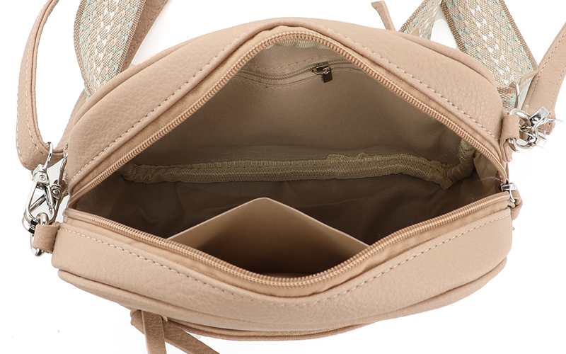 Khaki Schoudertas Fira – afbeelding 4