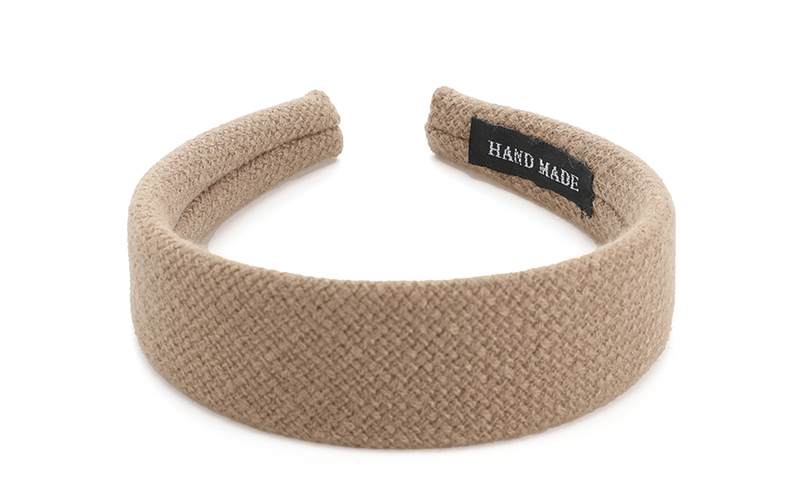Khaki Diadeem Isa