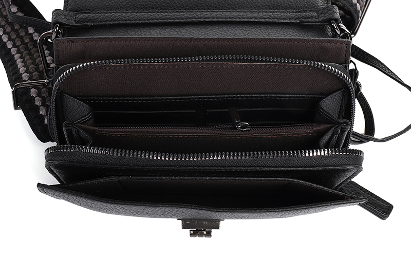 Portefeuille et pochette téléphone Black Tokyo – afbeelding 4