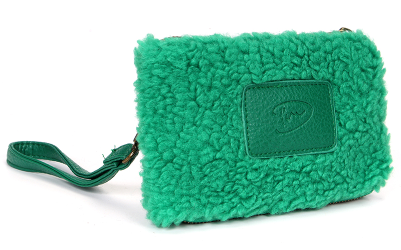 Groen Teddy Portemonneetje Leuven in gebruik