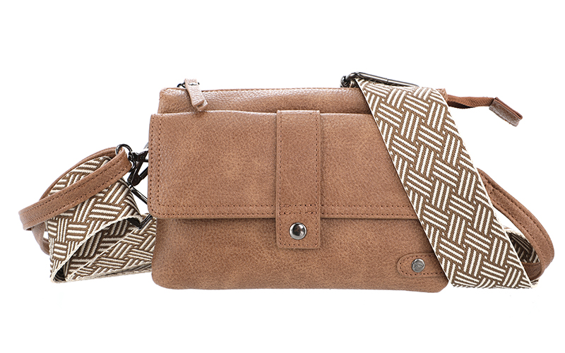 Camel Crossbody En Schoudertasje Naarden in gebruik