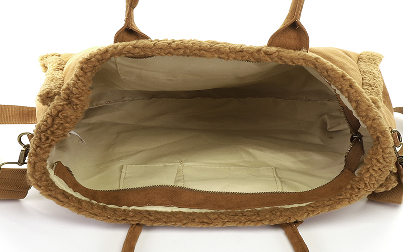 Camel Shopper Avoriaz – afbeelding 4