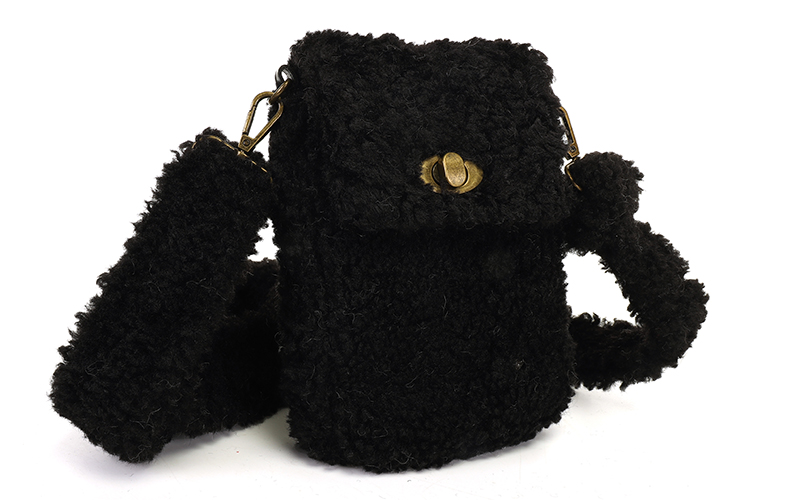 Black Teddy Telefoontasje Graz in gebruik