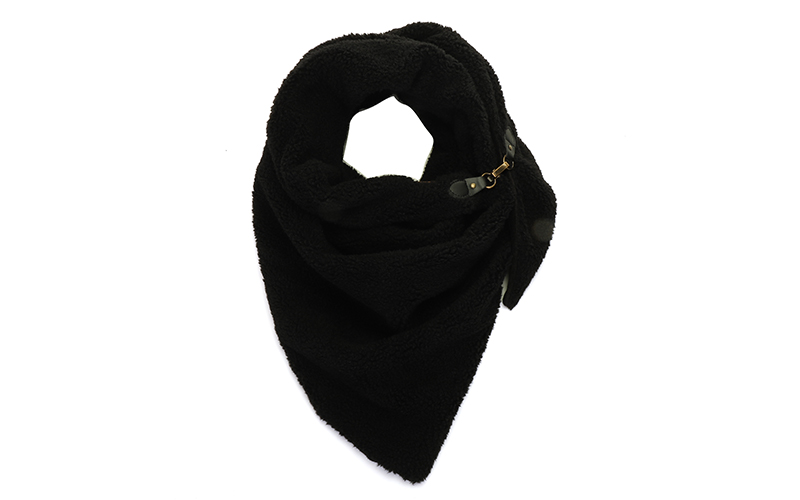 Black Tolosa Sjaal in gebruik