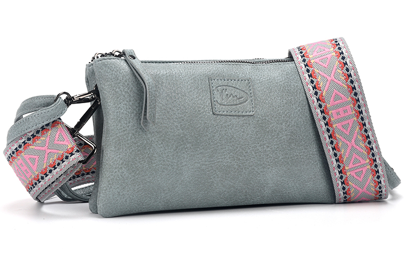 Blauw Castel Schoudertasje / Crossbody in gebruik