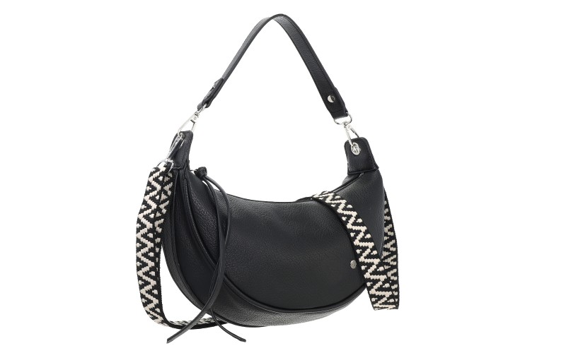Black Crossbody Tas Quebec in gebruik