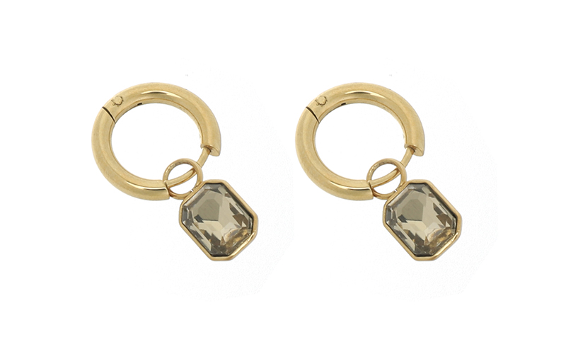 Boucles d'Oreilles Selina Golden en situation