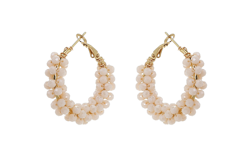 Boucles d'oreilles Natural Helene en situation