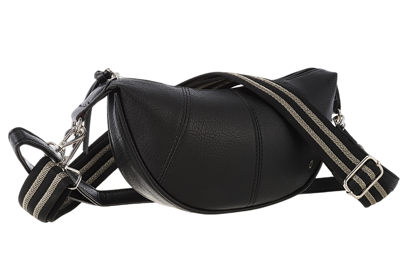 Black crossbodytas Brentford in gebruik