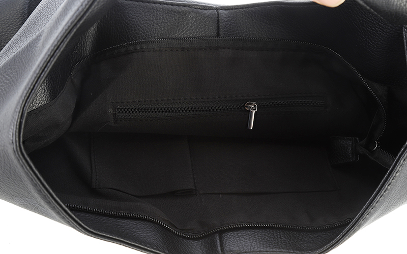 Black schoudertas Haren – afbeelding 4