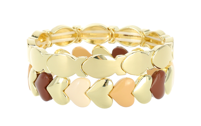Ecru Damesarmband Liv in gebruik