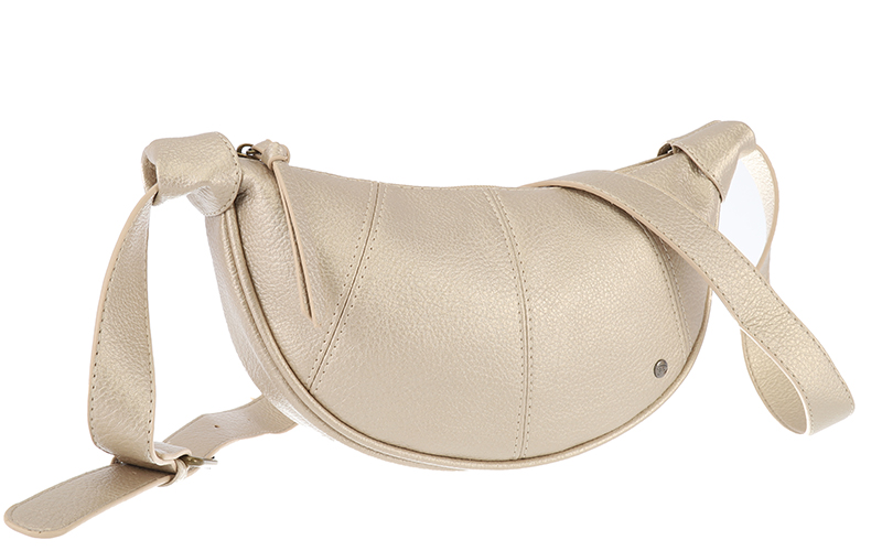Champagne crossbodytas Kyoto in gebruik