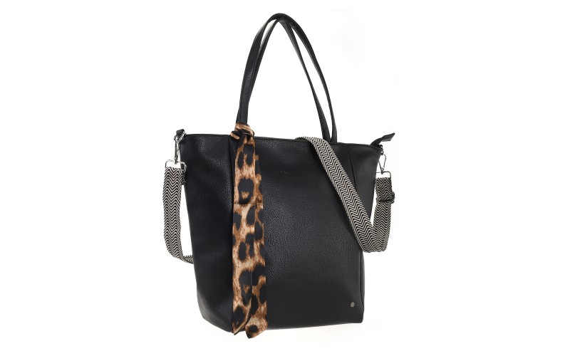 Black Shopper Macon in gebruik