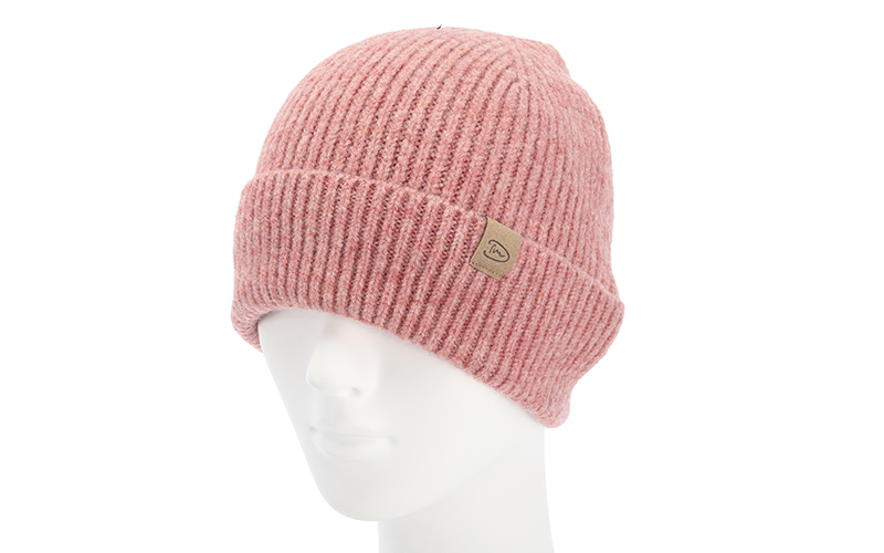 Bonnet Fargo vieux rose en situation