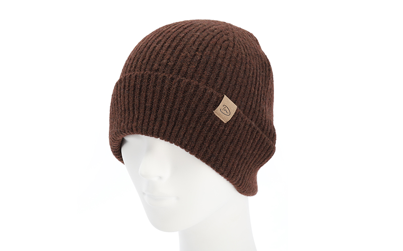 Bonnet Fargo bordeaux en situation