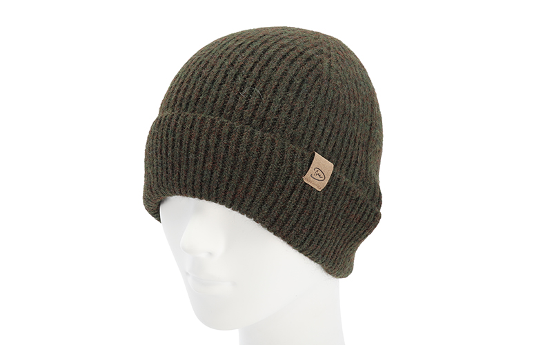 Bonnet Fargo vert foncé en situation